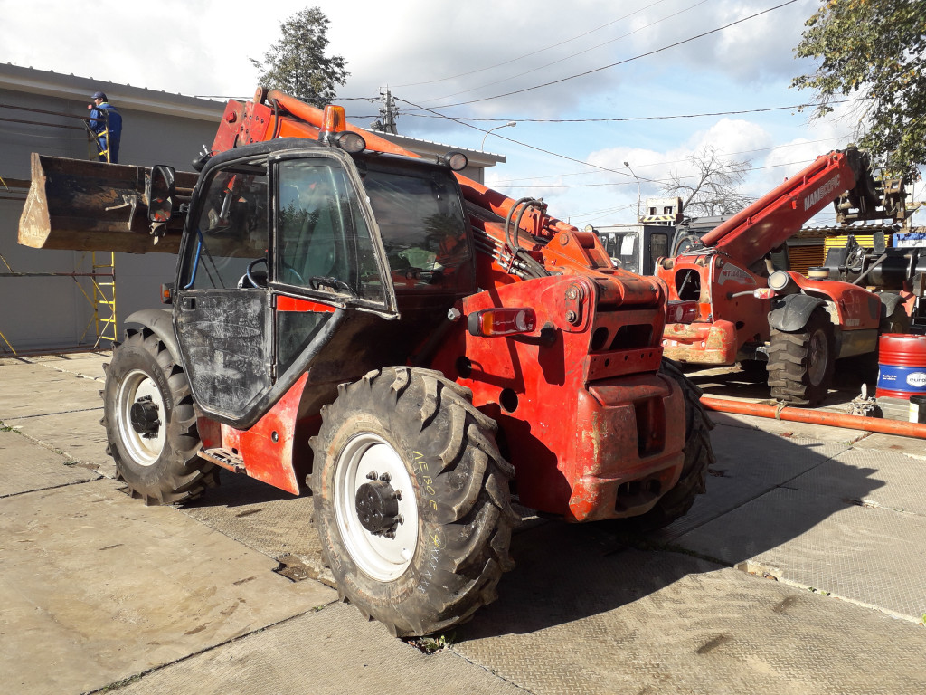 в аренду телескопические погрузчики MANITOU