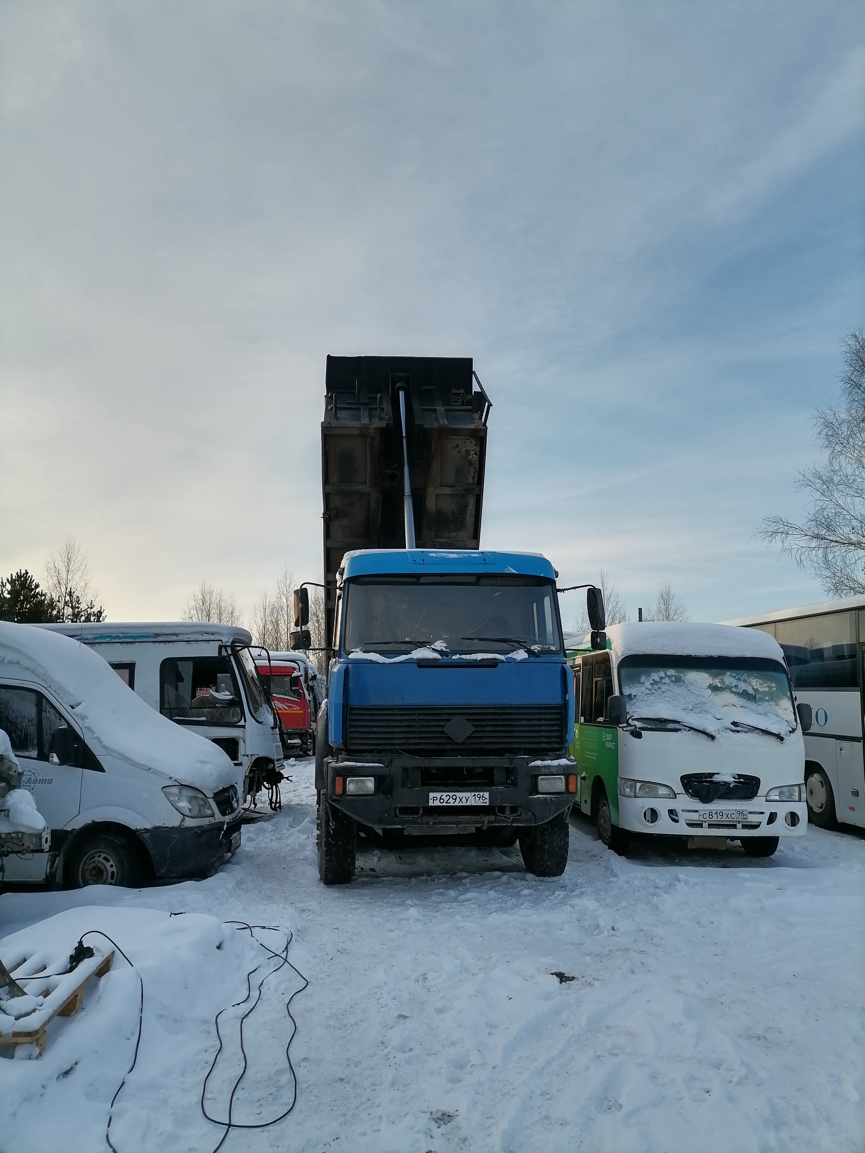 Грузоперевозки самосвал 21 куб, 25 тонн.