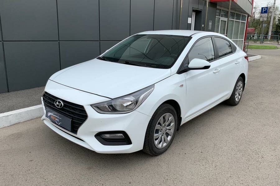 Аренда автомобиля Hyundai Solaris