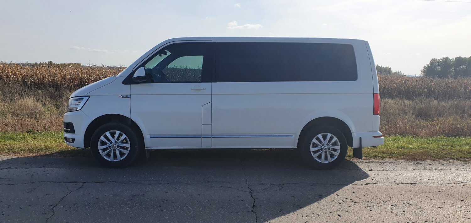 Аренда автомобиля Volkswagen Caravelle